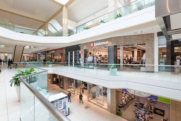 Bayshore Shopping Centre in Ottawa, ON