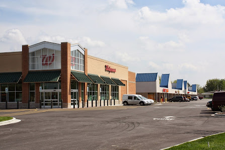 Wing Park Shopping Ctr photo 5