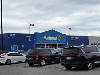 SmartCentres Windsor South photo 1