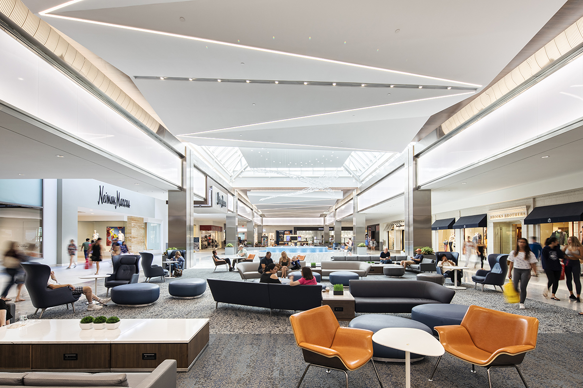 Boca Raton Shopping Center in Boca Raton, FL