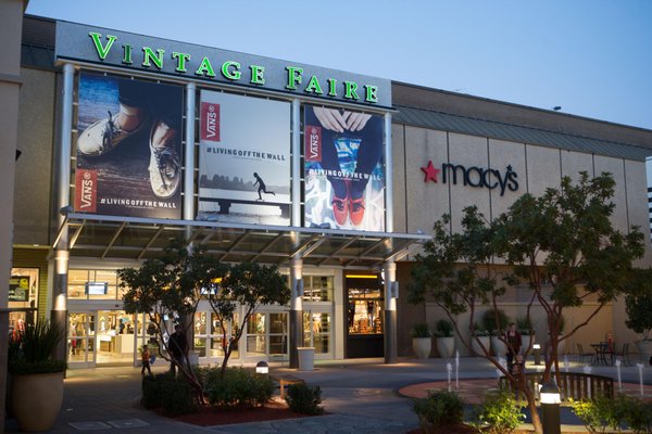 Briggsmore Square in Modesto, CA
