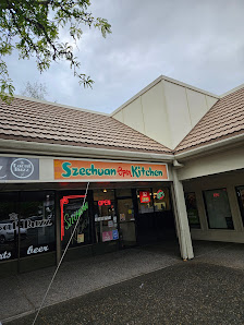 Gresham Village photo 1