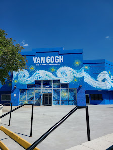 Pleasant Valley Promenade photo 2