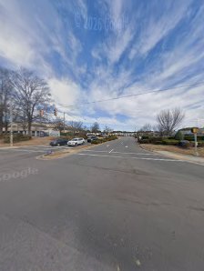 Pleasant Valley Promenade photo 5