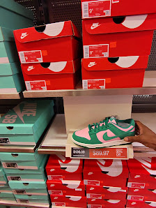 Queenstown Premium Outlets photo 3
