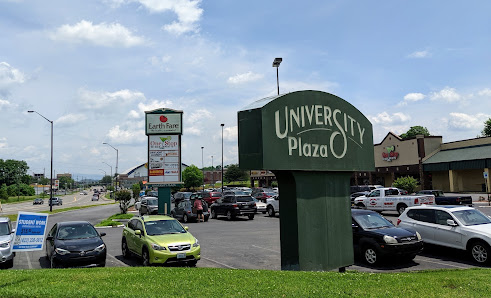 University Plaza photo 1