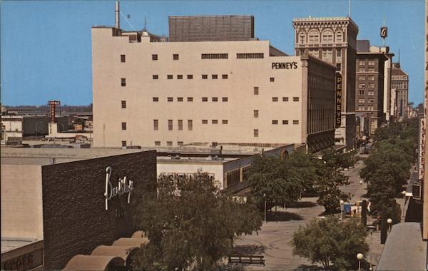 Campus Pointe at Fresno State in Fresno, CA