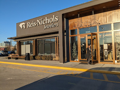 Fashion Mall Commons photo 1