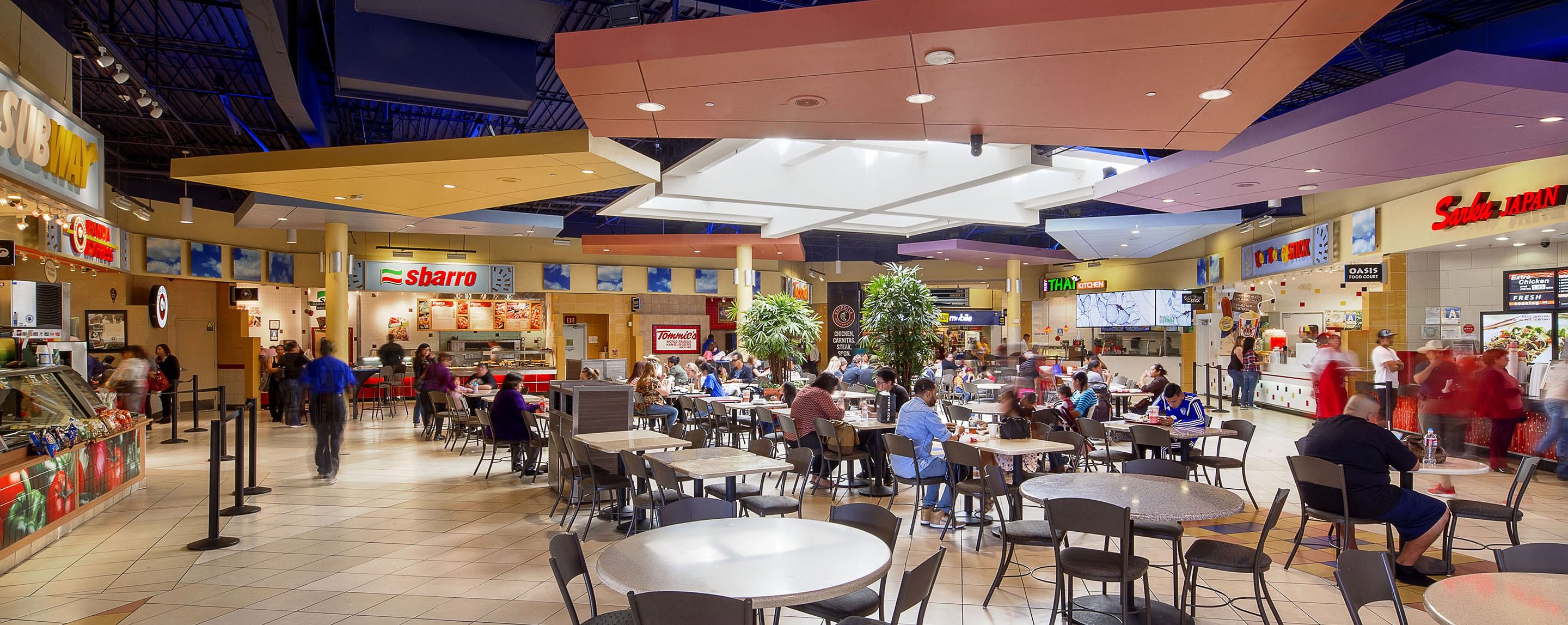 College Shopping Center in Bakersfield, CA