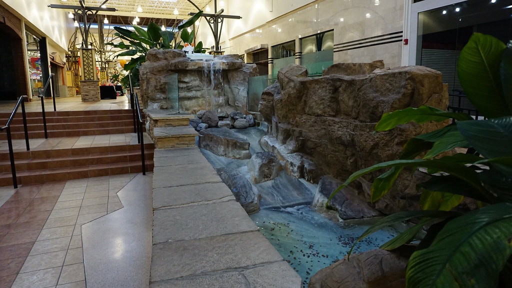 College Square Mall in Cedar Falls, IA