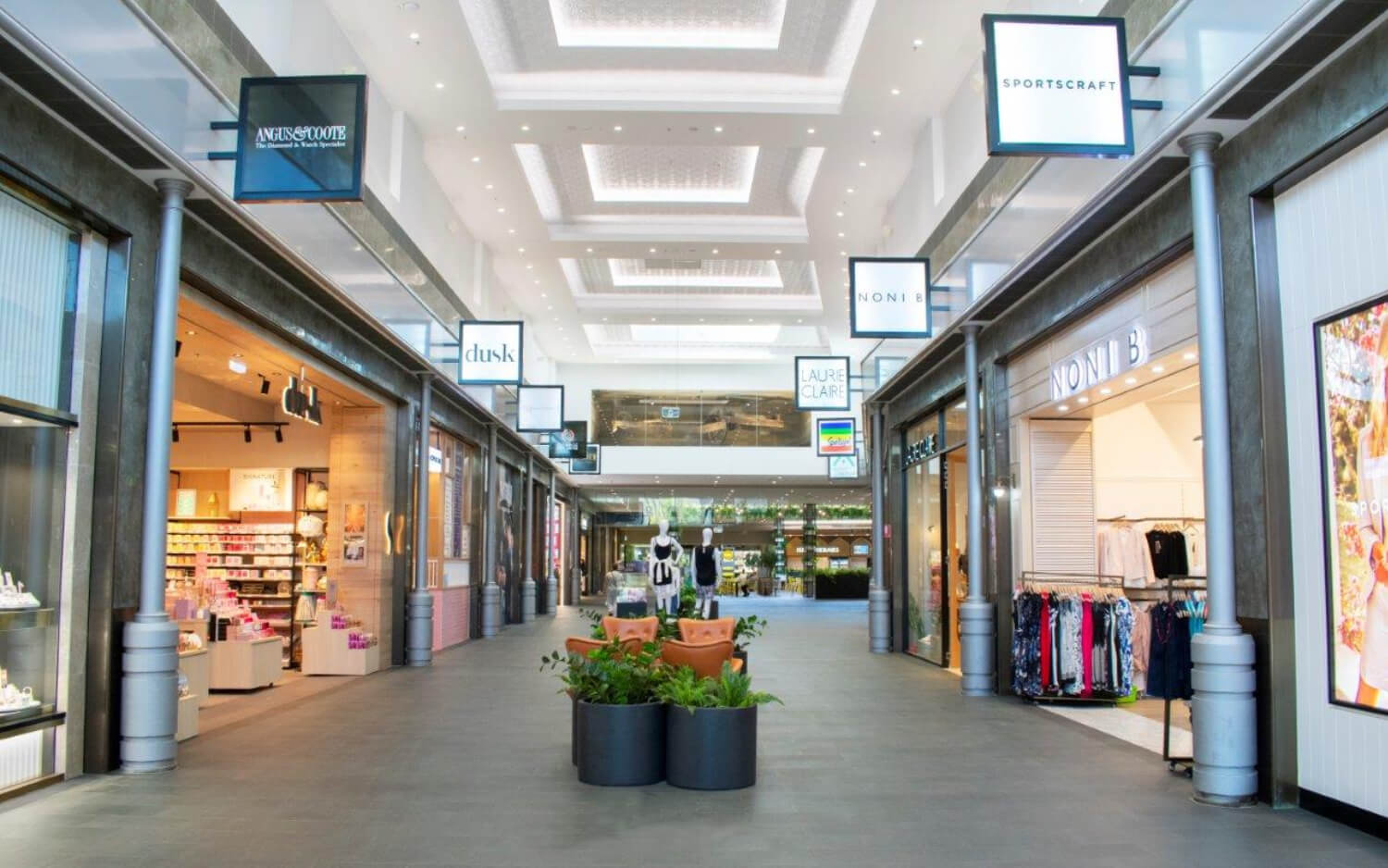 Crown Centre Plaza in Orange City, FL