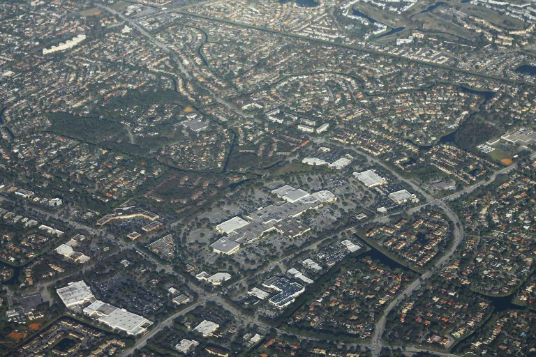 Cypress Wood Plaza in Coral Springs, FL