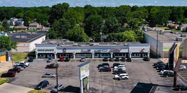 Shoppes at Franklin Park photo 2