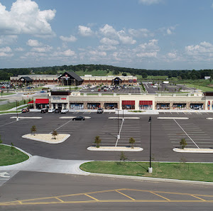Cherokee Plaza photo 1