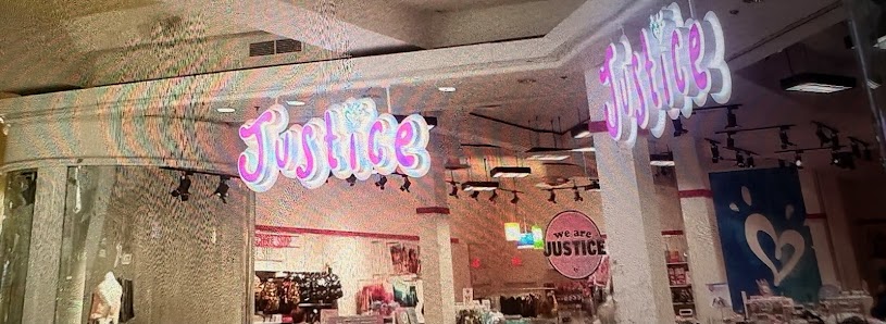 St. Charles Towne Plaza photo 2