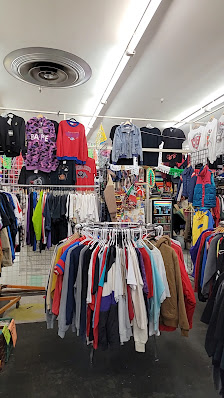 Mammoth Mall photo 3