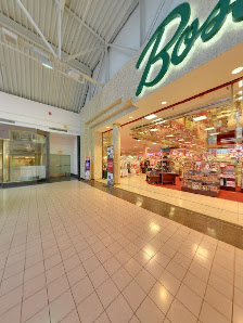 York Galleria photo 5