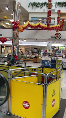 Times Square Richmond Hill photo 4