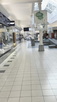 Heritage Square Shopping Center photo 2