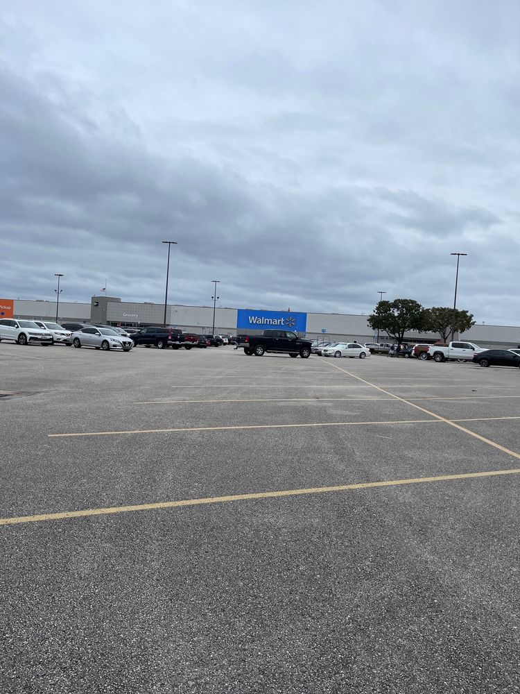 Dowlen Towne Center in Beaumont, TX
