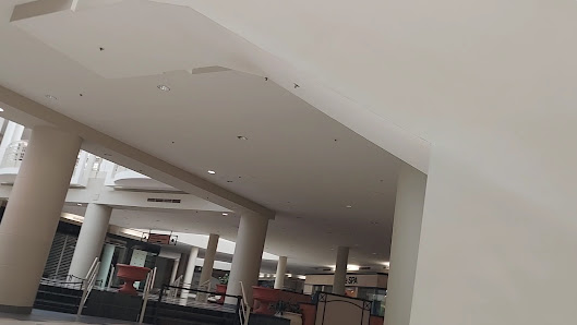 Orlando Fashion Square photo 3