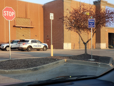 Shoppes at Hawk Ridge photo 1