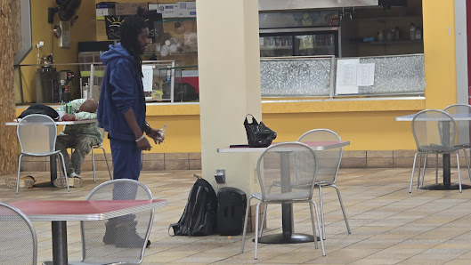 Reisterstown Road Plaza photo 2