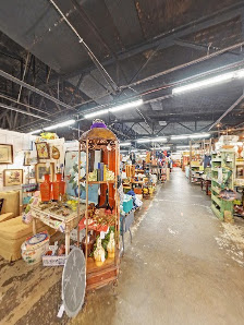Fleur De Flea Vintage Market photo 7