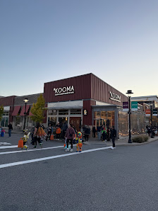Valencia Town Center photo 1