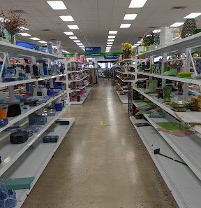 West Shore Plaza photo 2