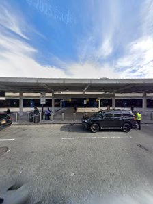 Shop Newark Terminal C photo 5