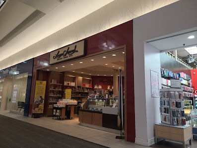 Shops at Pickering Ridge photo 2