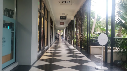 The Royal Poinciana Plaza photo 3