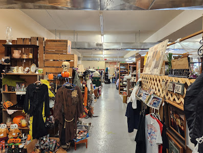 The Antique Mall Ste. Genevieve photo 2