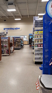 RioCan Elgin Mills Crossing photo 3