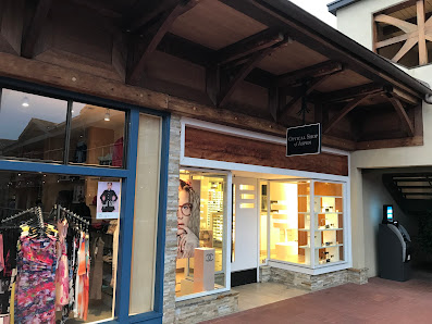 Carmel Plaza photo 4