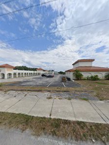 Lakeside Plaza photo 2
