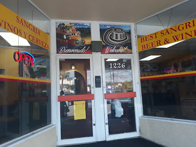 Highland Plaza photo 3