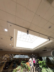 Colonial Park Mall photo 6