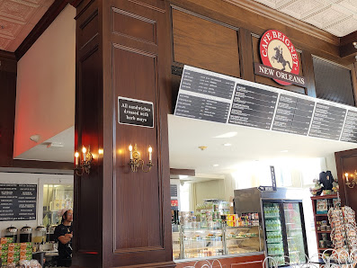 Shops At Jax Brewery photo 4
