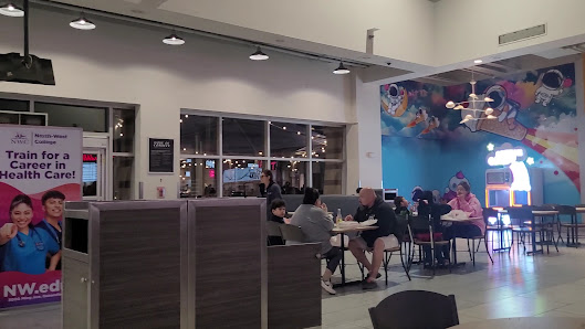 Emerald Valley Plaza photo 5