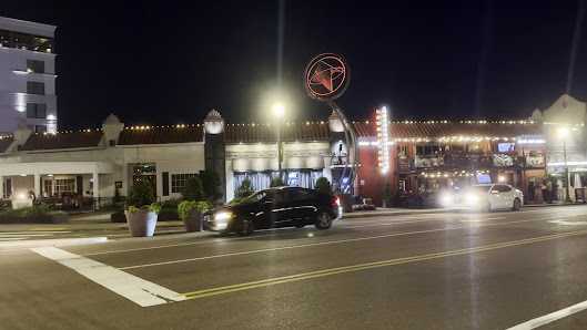 Overton Square photo 3