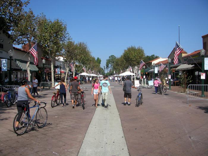 Garden Grove Plaza in Garden Grove, CA