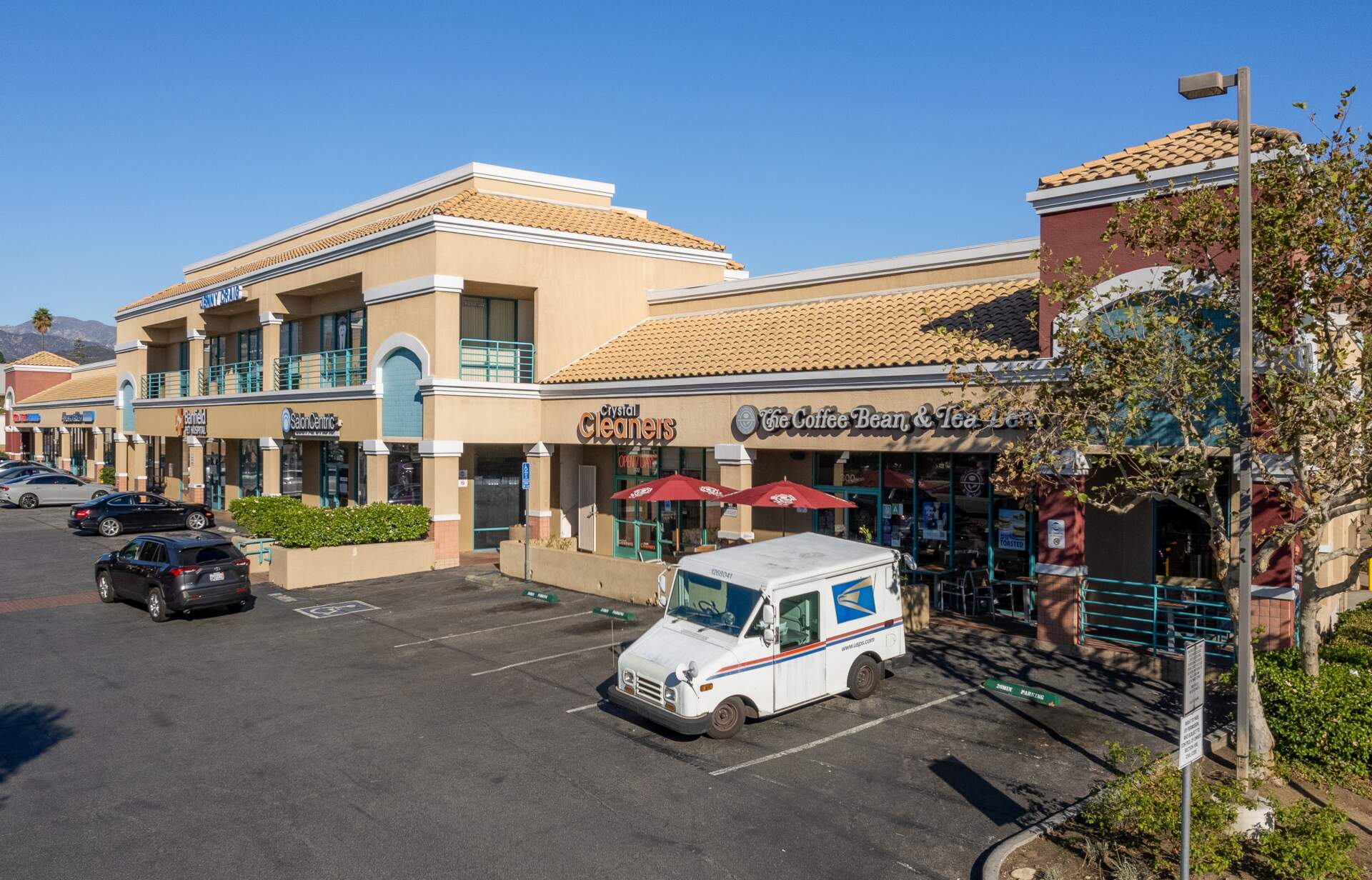 Glendale Plaza in Glendale, CA