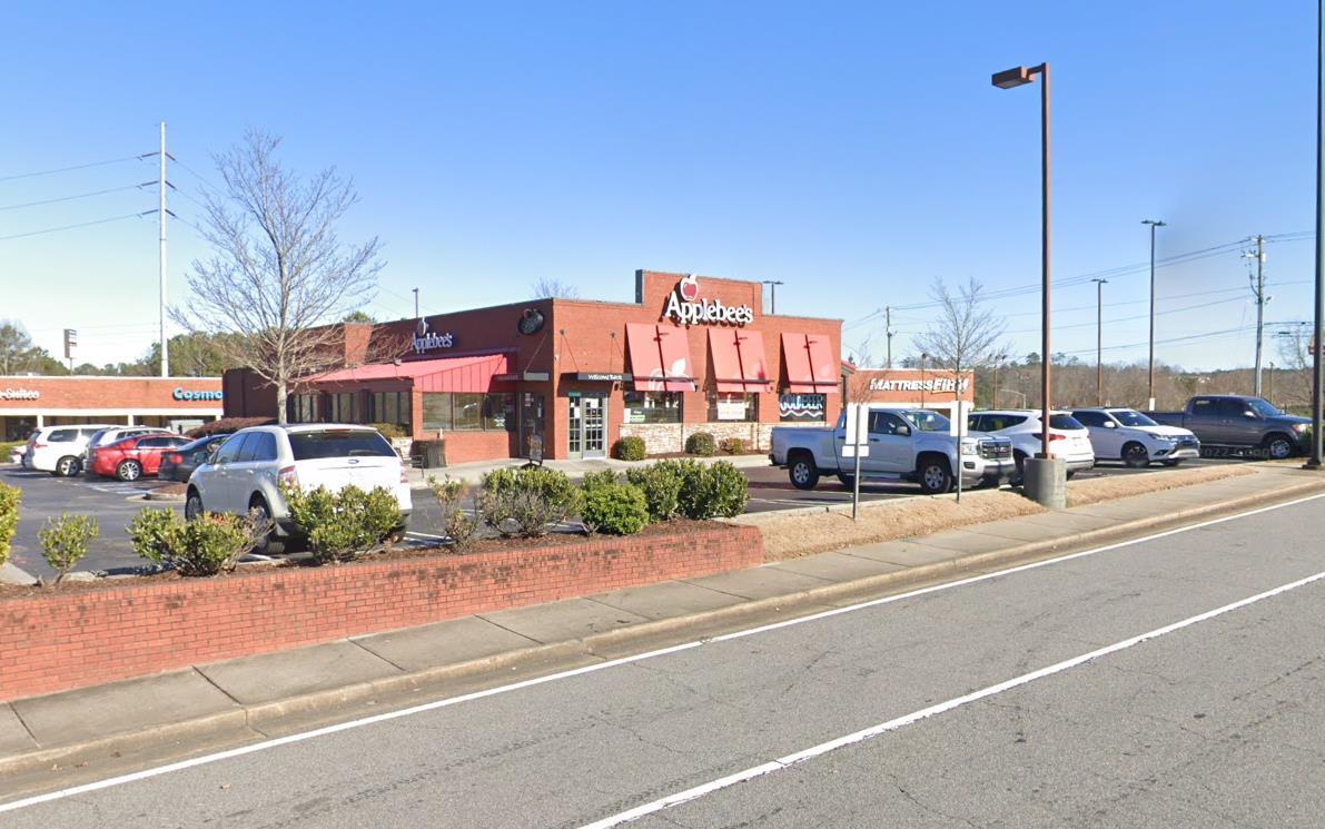 Kennesaw Crossings Shopping Center in Kennesaw, GA
