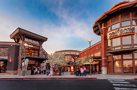 Lake Pointe Shopping Center in Orem, UT