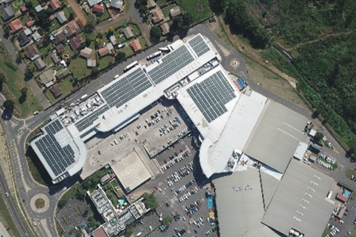 Meadowlands Power Centre in Ancaster, ON