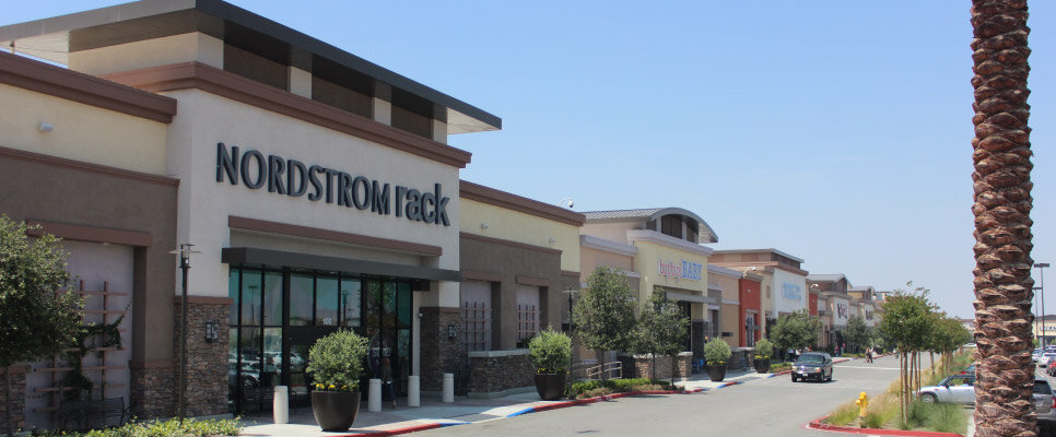 Mountain Grove Shopping Center in Redlands, CA