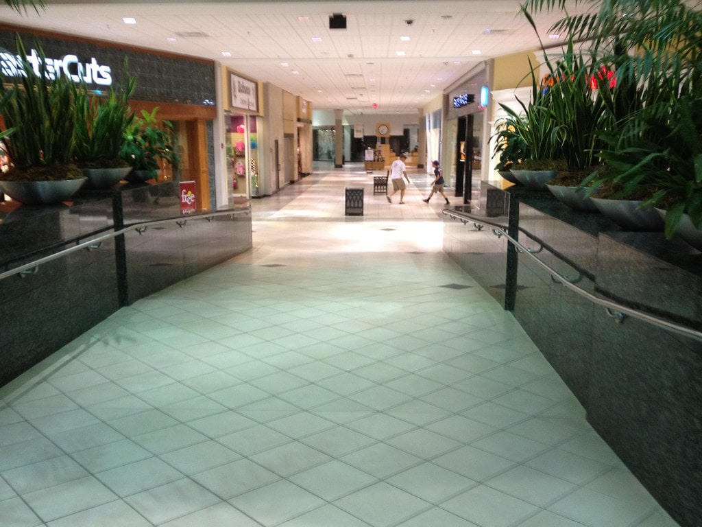 Oakwood Shopping Center in Huntsville, AL