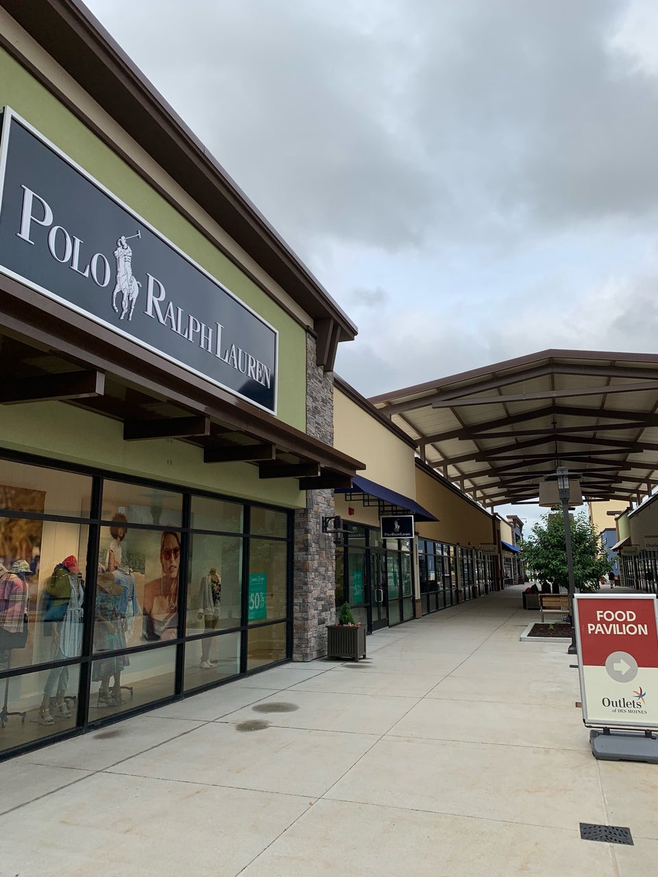 Outlets of Des Moines in Altoona, IA